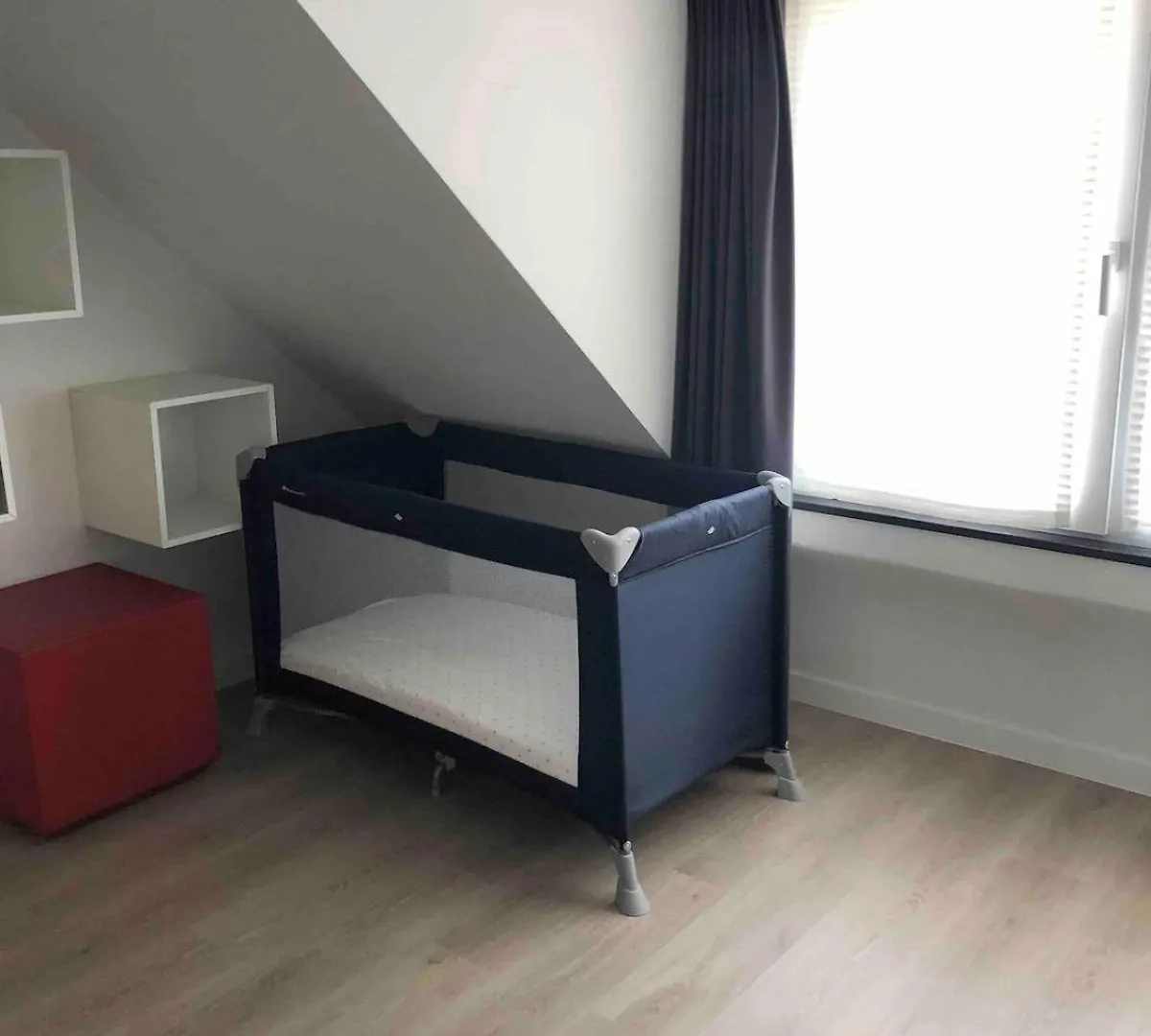 House In Ostend At 5 Min Walk From The Sea بيت للعطل